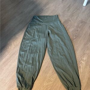 Aerie Olive Green Women's Joggers